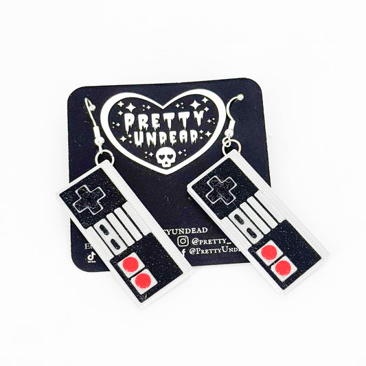 Nintendo Controller Earrings by Pretty Undead